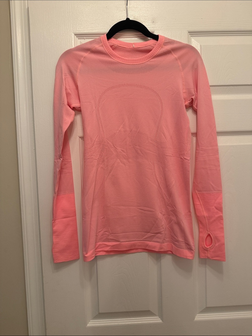lululemon athletica Light Pink Long-Sleeve Performance Top